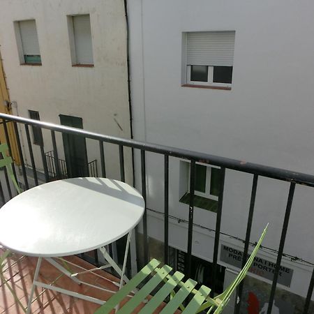 Rosesapparts Estudios & Parking Exterior foto